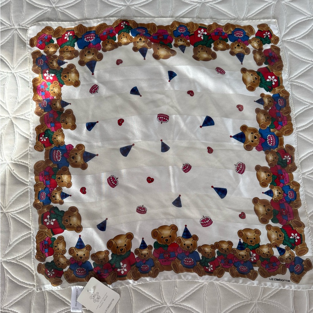 NWT Liz Claiborne Birthday Bear Scarf